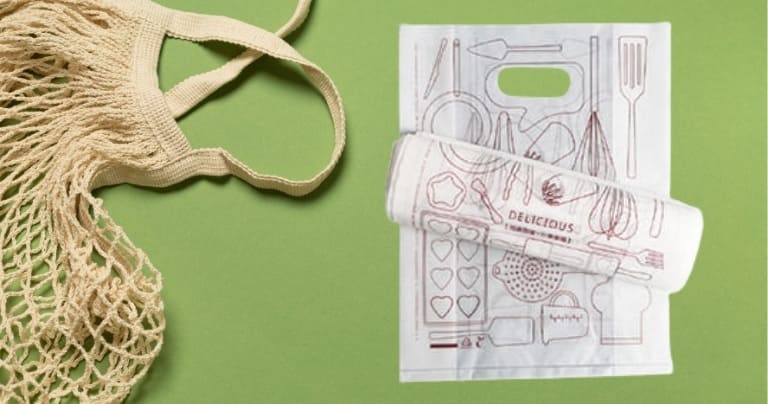 100% екологично чисти компостируеми торби с щамповани дръжки